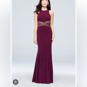 GLAMOUR BY TERANI
Jersey Sheath Dress with Crossed Illusion Waist. Size 4